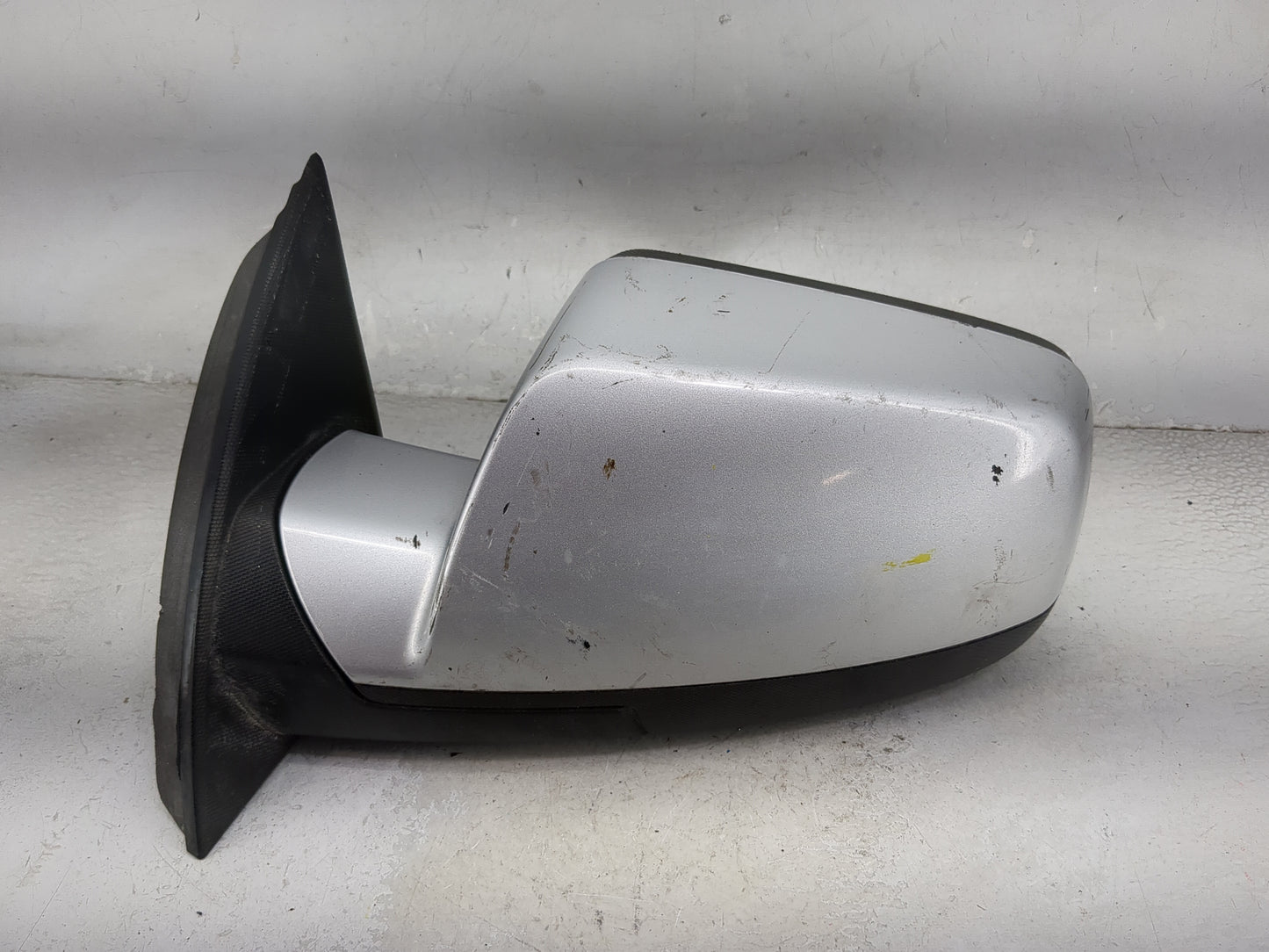 2010 Chevrolet Equinox Driver Side View Mirror - Left Door Mirror OEM Used - Oemusedautoparts1.com