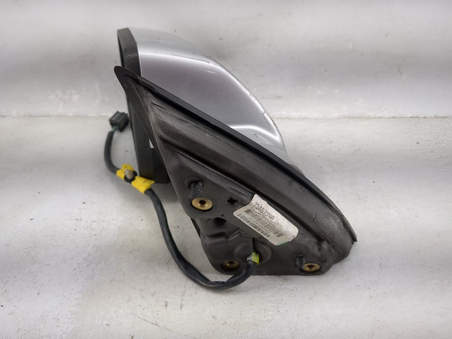 2010 Chevrolet Equinox Driver Side View Mirror - Left Door Mirror OEM Used - Oemusedautoparts1.com