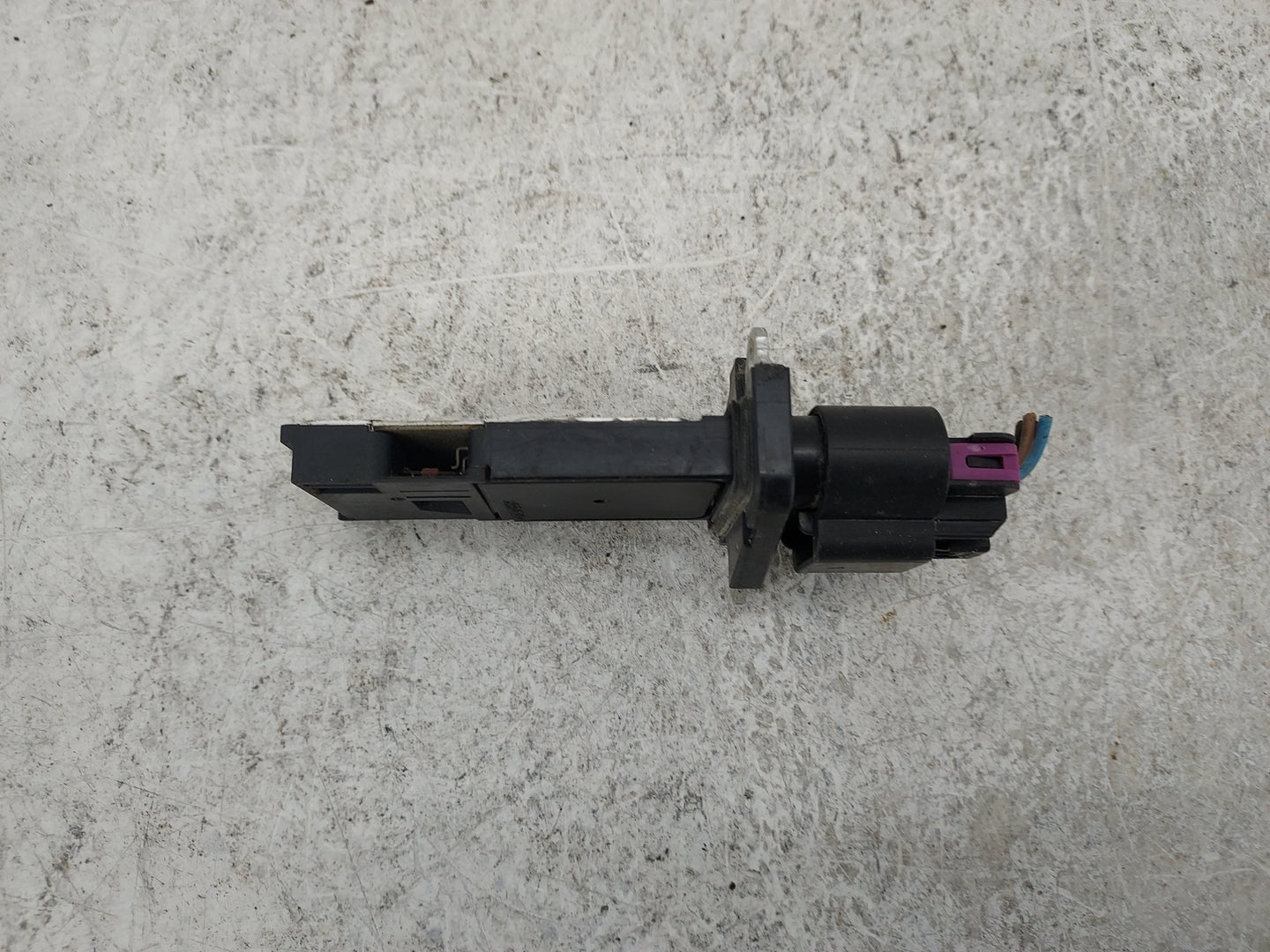 2010-2011 Chevrolet Equinox Mass Air Flow Meter Maf 1486070 - Oemusedautoparts1.com