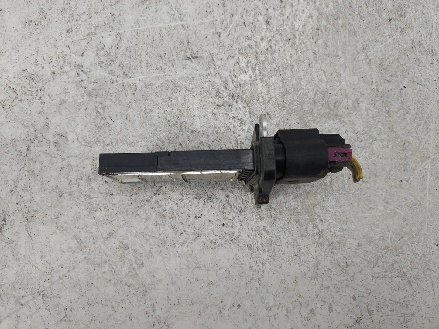 2010-2011 Chevrolet Equinox Mass Air Flow Meter Maf 1486070 - Oemusedautoparts1.com