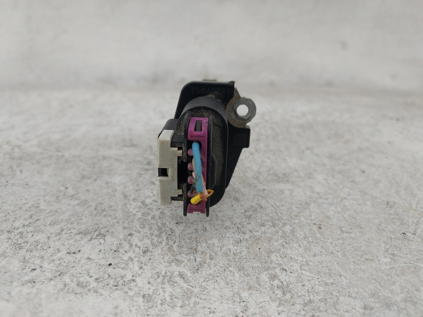 2010-2011 Chevrolet Equinox Mass Air Flow Meter Maf 1487335 - Oemusedautoparts1.com