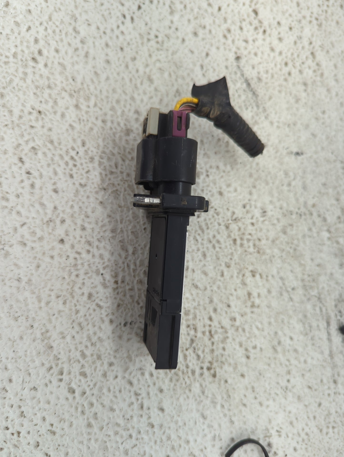 2010-2011 Chevrolet Equinox Mass Air Flow Meter Maf 1487891 - Oemusedautoparts1.com
