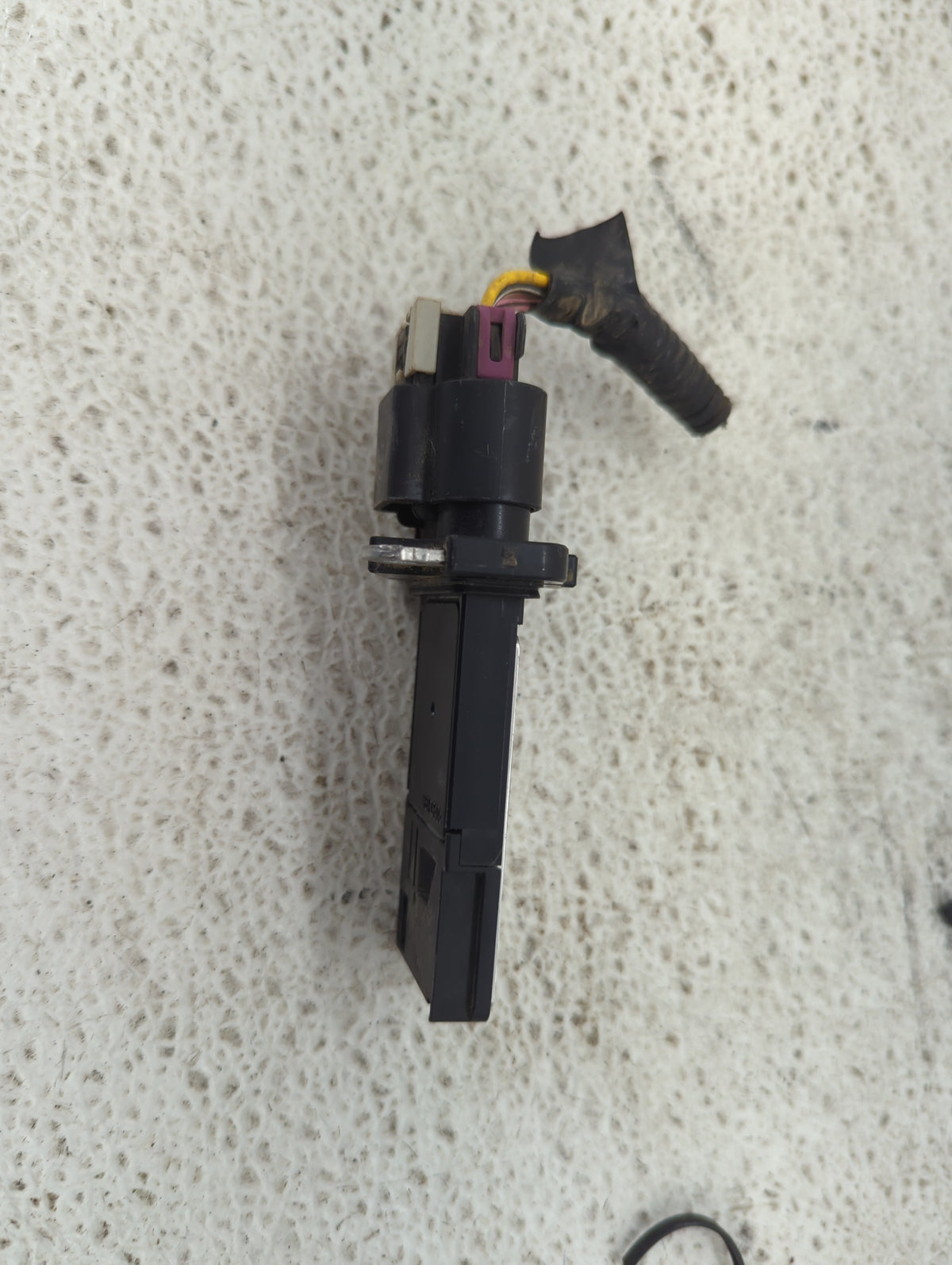 2010-2011 Chevrolet Equinox Mass Air Flow Meter Maf Sensor 1487891 - Oemusedautoparts1.com