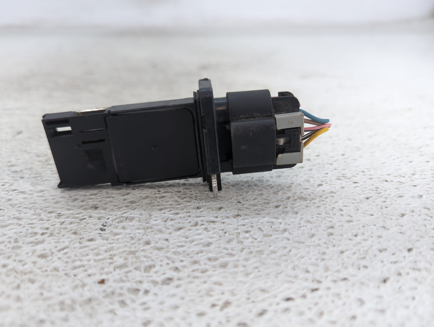 2010-2011 Chevrolet Equinox Mass Air Flow Meter Maf 1487920 - Oemusedautoparts1.com
