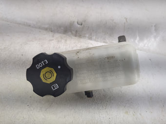 compare product 2010-2010 Chevrolet Equinox Brake Master Cylinder 1498402