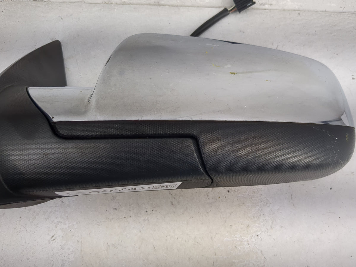 2010-2011 Chevrolet Equinox Driver Side View Mirror - Left Door Mirror OEM Used - Oemusedautoparts1.com