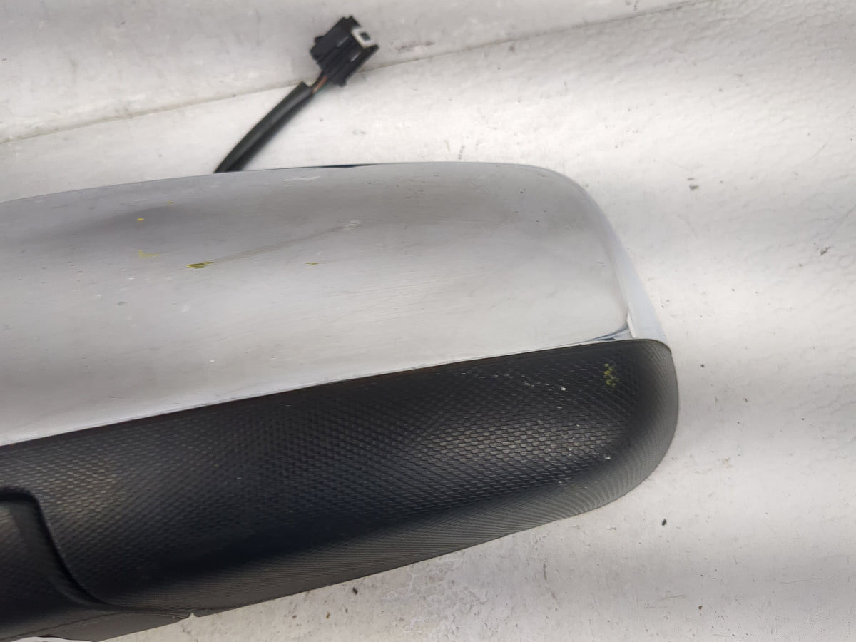 2010-2011 Chevrolet Equinox Driver Side View Mirror - Left Door Mirror OEM Used - Oemusedautoparts1.com