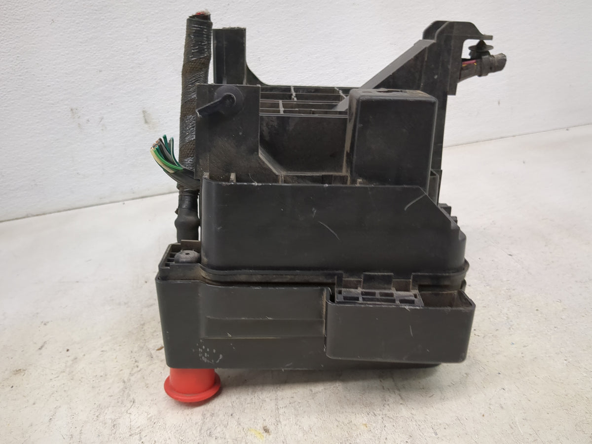 2010 Chevrolet Equinox Fusebox Fuse Box Panel Relay Module P/N:20848336 Fits OEM Used Auto Parts - Oemusedautoparts1.com