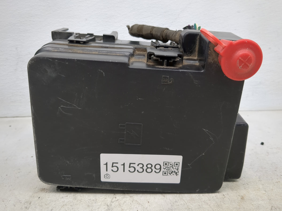 2010 Chevrolet Equinox Fusebox Fuse Box Panel Relay Module P/N:20848336 Fits OEM Used Auto Parts - Oemusedautoparts1.com