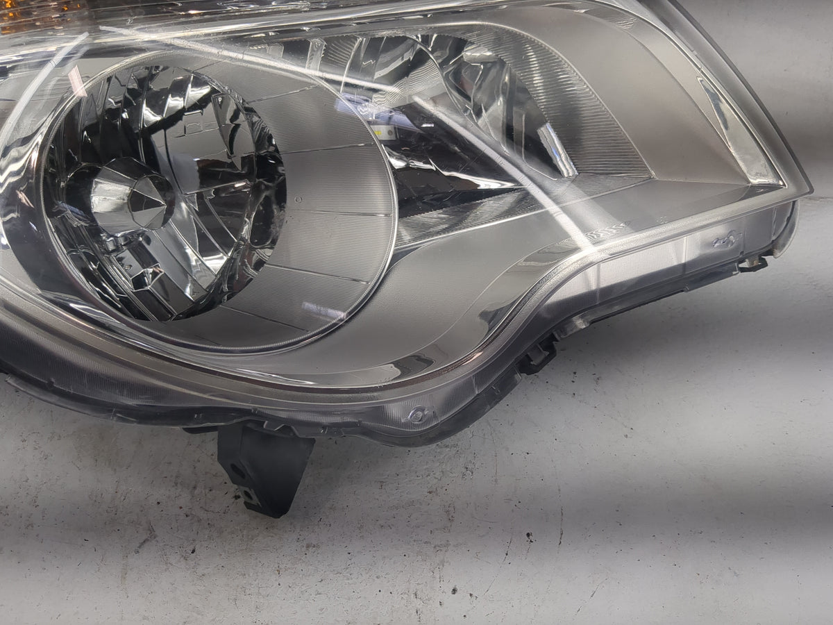 2010 Chevrolet Equinox Passenger Right Oem Head Light Headlight Lamp 1518791 - Oemusedautoparts1.com
