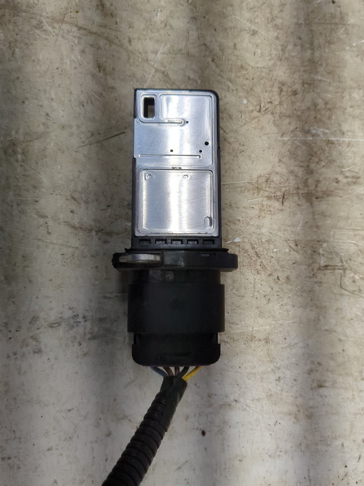 2010-2011 Chevrolet Equinox Mass Air Flow Meter Maf Sensor 1520206 - Oemusedautoparts1.com
