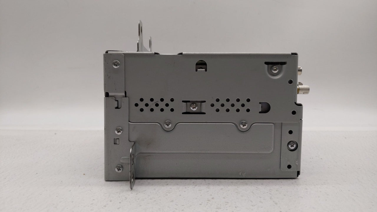 2010 Chevrolet Equinox Radio AM FM Cd Player Receiver Replacement P/N:20854719 20907419, 20907420 Fits Fits 2011 OEM Used Au