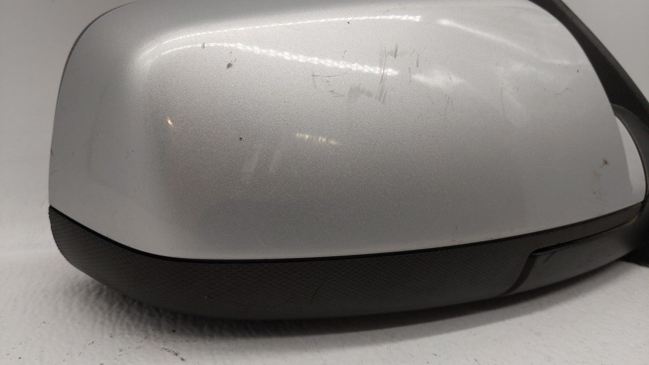 2010-2011 Chevrolet Equinox Passenger Side View Mirror - Right Door Mirror OEM Used - Oemusedautoparts1.com