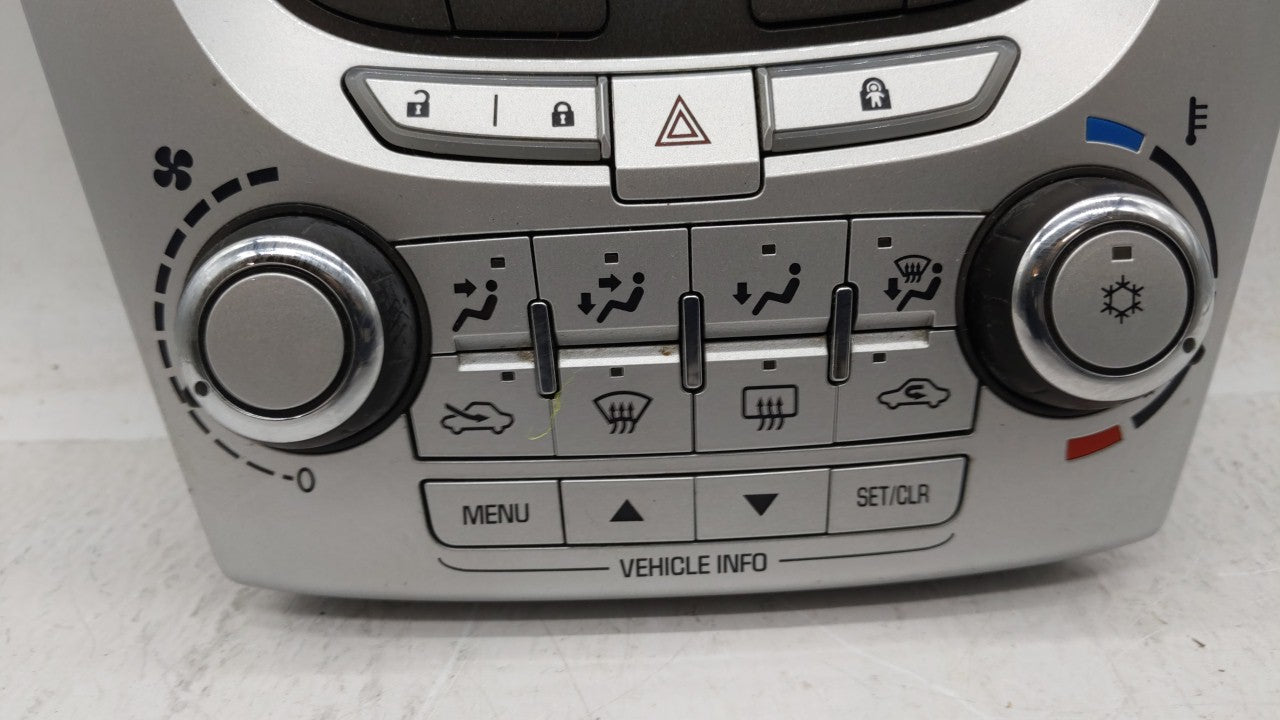 2010-2011 Chevrolet Equinox Radio Control Panel - Oemusedautoparts1.com