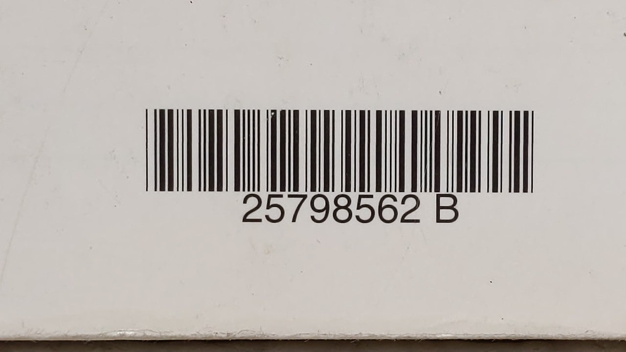 2010 Chevrolet Equinox Owners Manual Book Guide OEM Used Auto Parts - Oemusedautoparts1.com