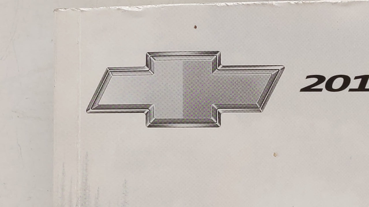 2010 Chevrolet Equinox Owners Manual Book Guide OEM Used Auto Parts - Oemusedautoparts1.com