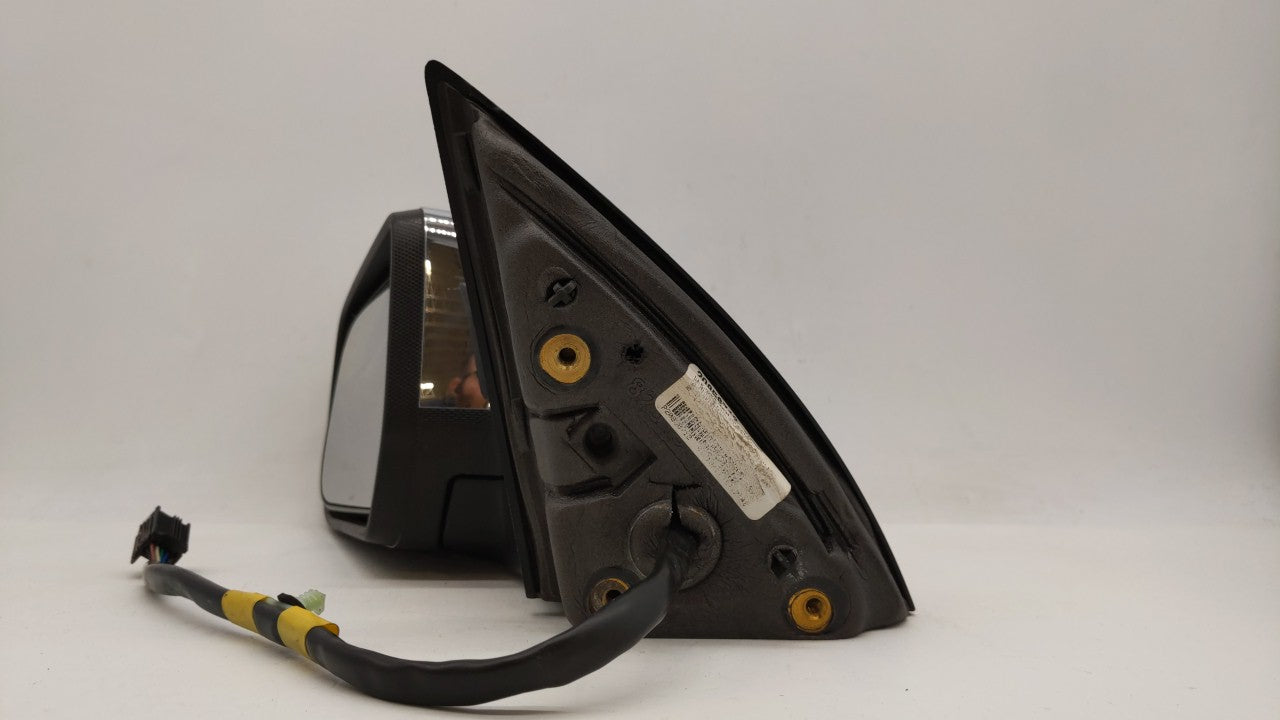 2010-2011 Chevrolet Equinox Driver Side View Mirror - Left Door Mirror OEM Used - Oemusedautoparts1.com