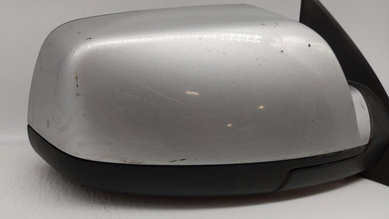 2010-2011 Chevrolet Equinox Passenger Side View Mirror - Right Door Mirror OEM Used - Oemusedautoparts1.com