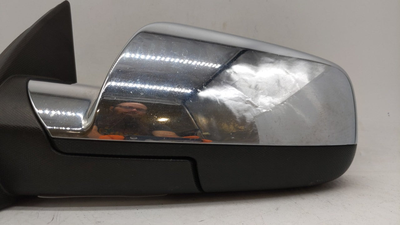 2010-2011 Chevrolet Equinox Driver Side View Mirror - Left Door Mirror OEM Used - Oemusedautoparts1.com