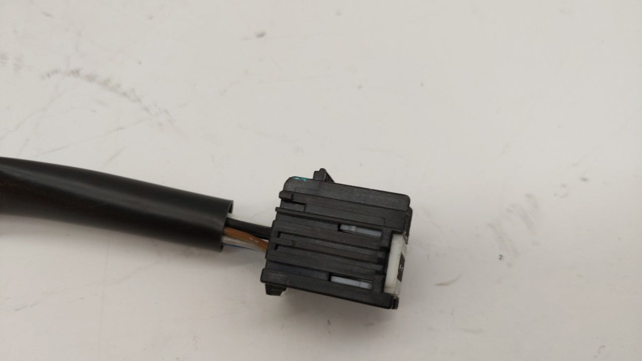 2010-2011 Chevrolet Equinox Driver Side View Mirror - Left Door Mirror OEM Used - Oemusedautoparts1.com