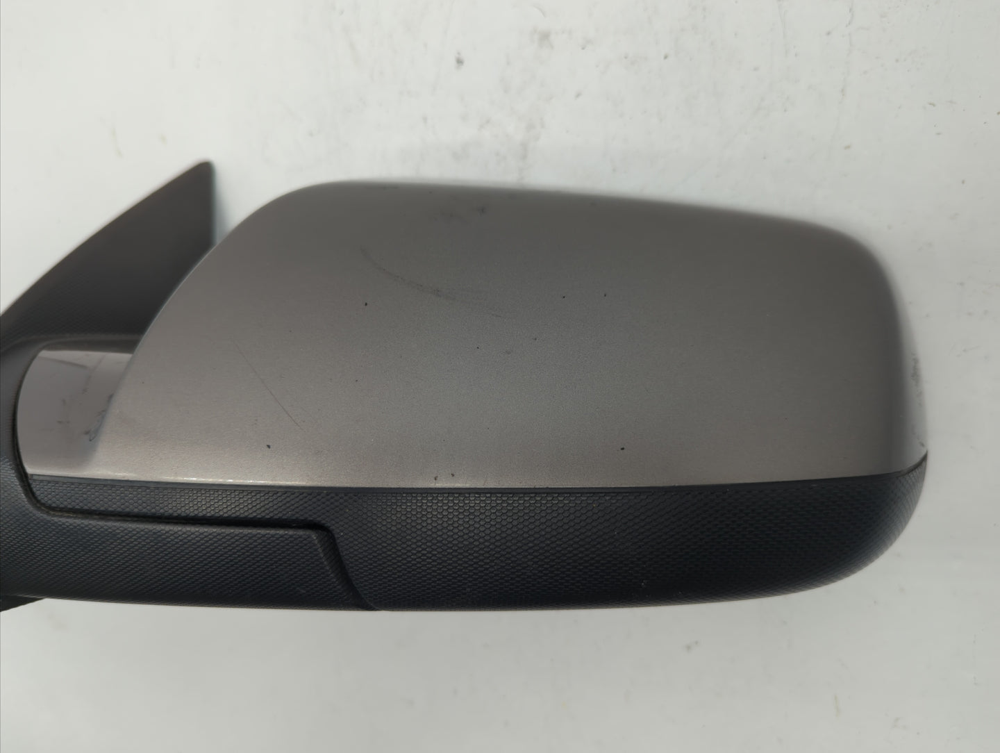 2010-2011 Chevrolet Equinox Driver Side View Mirror - Left Door Mirror OEM Used - Oemusedautoparts1.com