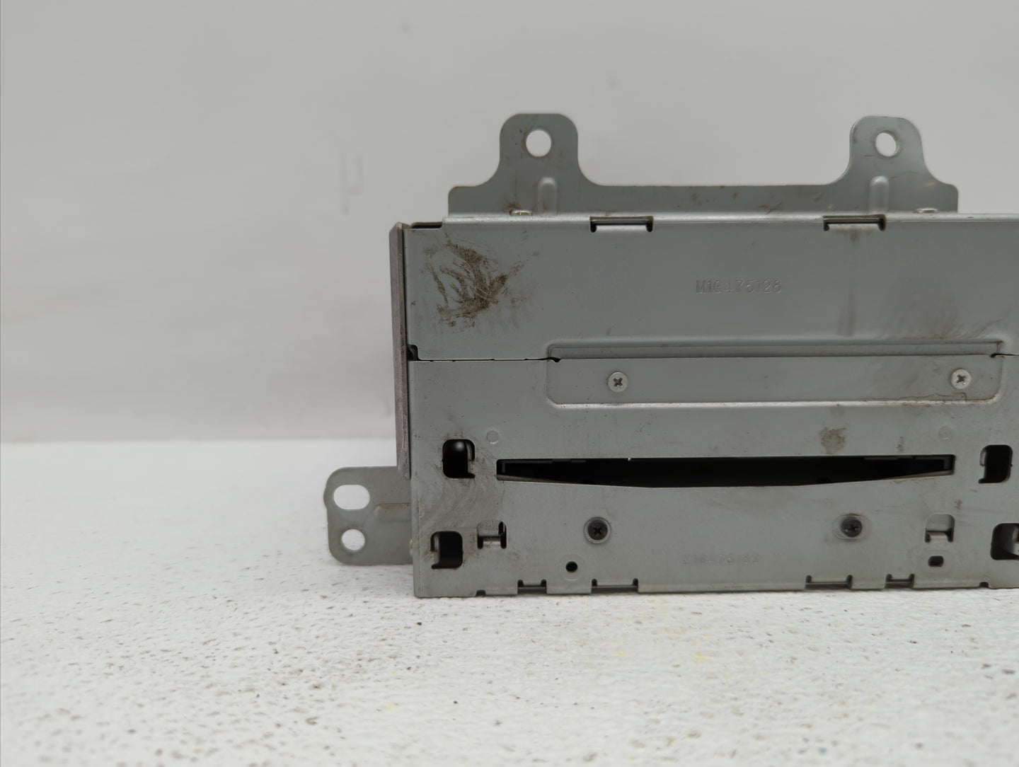 2010-2010 Chevrolet Equinox Am Fm Cd Player Radio Receiver - Oemusedautoparts1.com