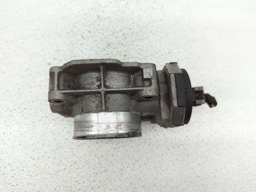 2010-2011 Chevrolet Equinox Throttle Body P/N:9B4G-9F991-A 668AA, 186AA Fits Fits 2007 2008 2009 2010 2011 2012 OEM Used Auto Parts