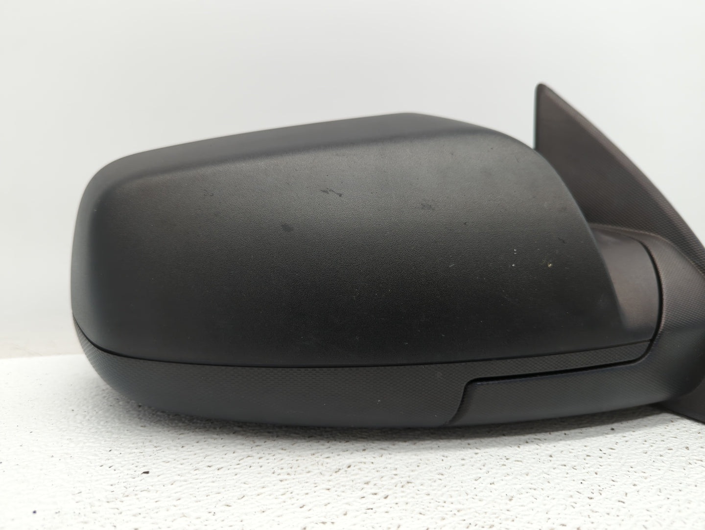 2010-2011 Chevrolet Equinox Passenger Side View Mirror - Right Door Mirror OEM Used - Oemusedautoparts1.com