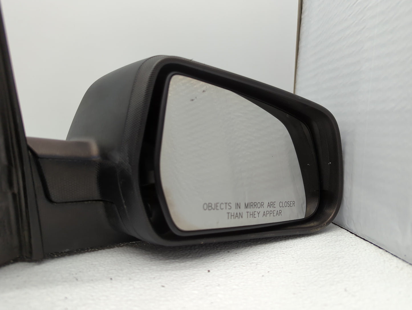 2010-2011 Chevrolet Equinox Passenger Side View Mirror - Right Door Mirror OEM Used - Oemusedautoparts1.com