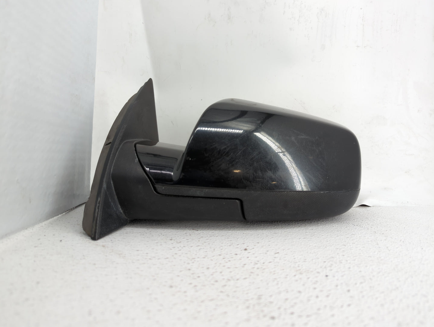 2010-2011 Chevrolet Equinox Driver Side View Mirror - Left Door Mirror OEM Used - Oemusedautoparts1.com