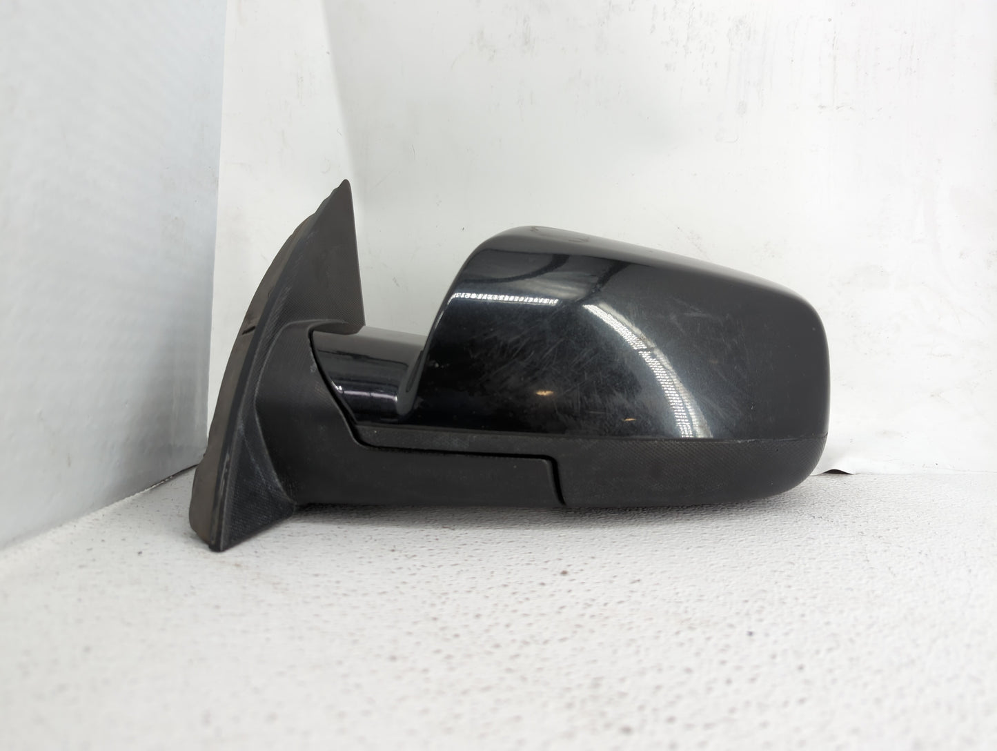 2010-2011 Chevrolet Equinox Driver Side View Mirror - Left Door Mirror OEM Used - Oemusedautoparts1.com