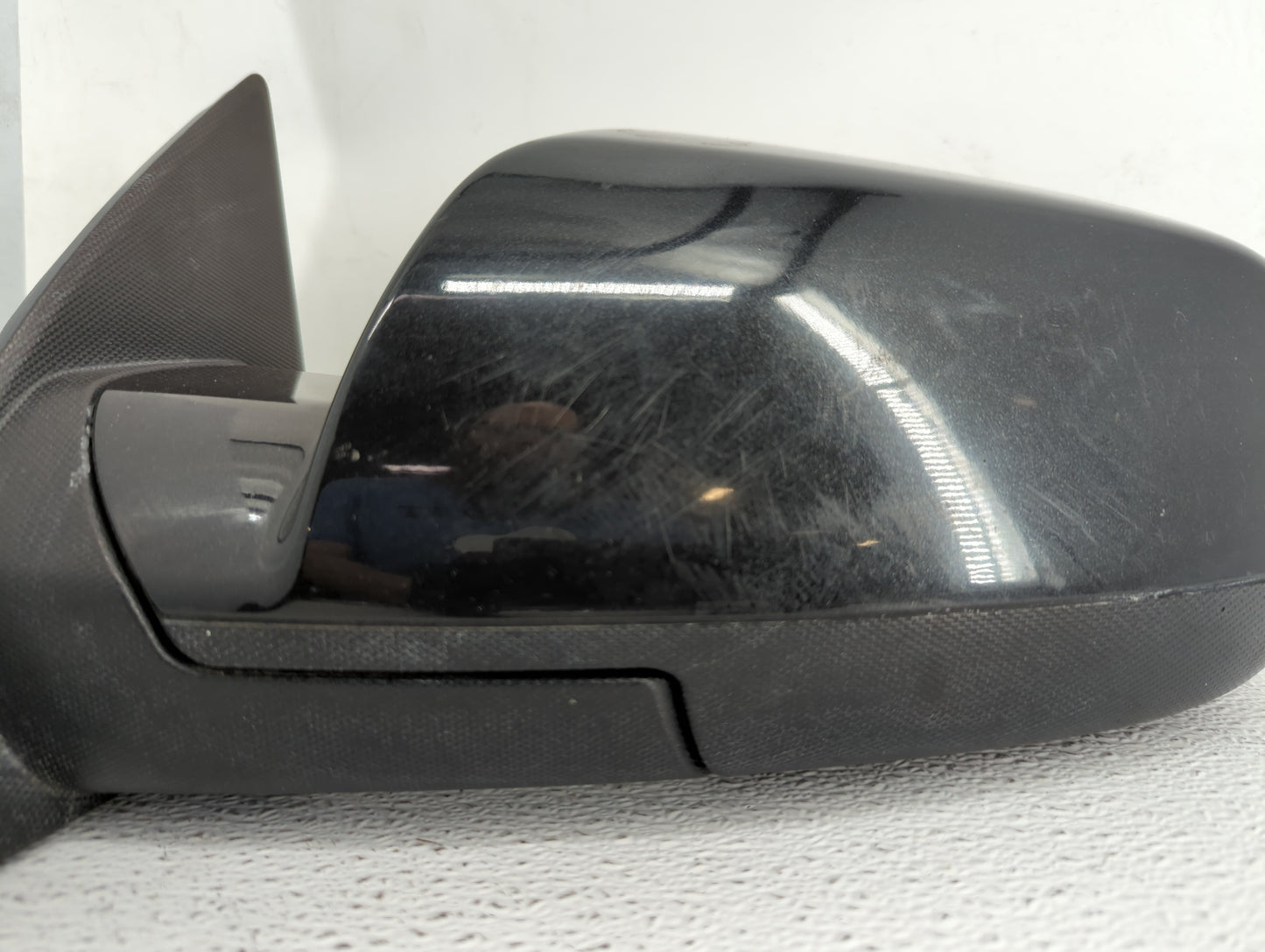 2010-2011 Chevrolet Equinox Driver Side View Mirror - Left Door Mirror OEM Used - Oemusedautoparts1.com