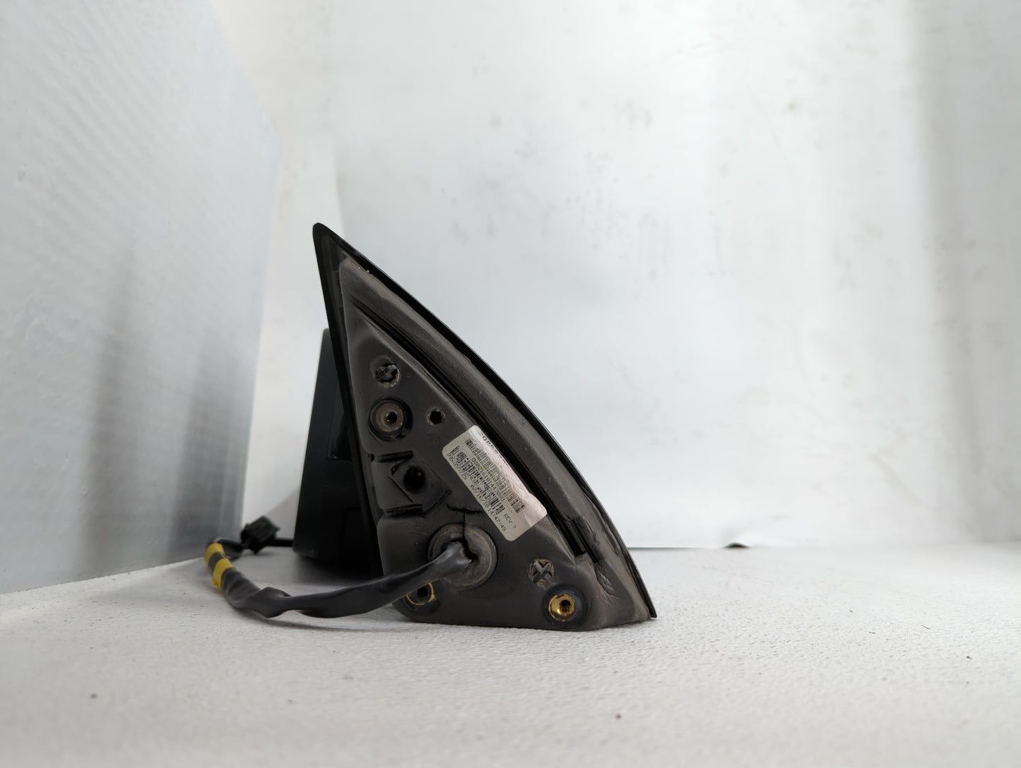 2010-2011 Chevrolet Equinox Driver Side View Mirror - Left Door Mirror OEM Used - Oemusedautoparts1.com