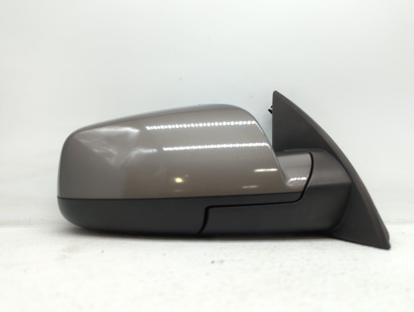 2010-2011 Chevrolet Equinox Passenger Side View Mirror - Right Door Mirror OEM Used - Oemusedautoparts1.com
