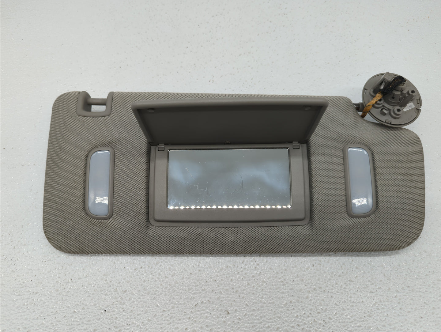 2010-2017 Chevrolet Equinox Sun Visor Shade Replacement Passenger Right Mirror Fits Fits 2010 2011 2012 2013 2014 2015 2016 