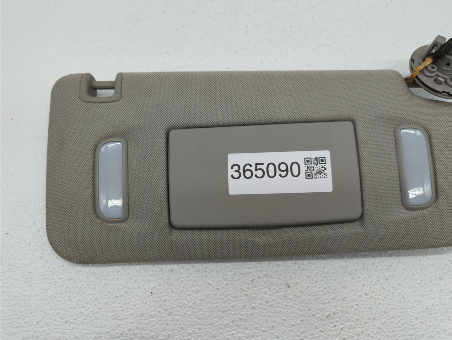 2010-2017 Chevrolet Equinox Sun Visor Shade Replacement Passenger Right Mirror Fits Fits 2010 2011 2012 2013 2014 2015 2016 