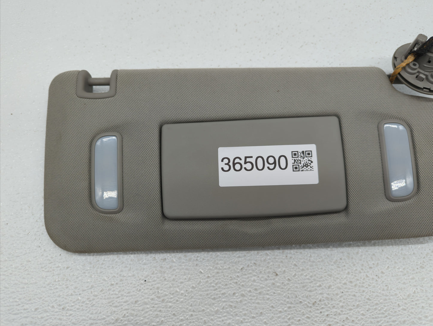 2010-2017 Chevrolet Equinox Sun Visor Shade Replacement Passenger Right Mirror Fits Fits 2010 2011 2012 2013 2014 2015 2016 