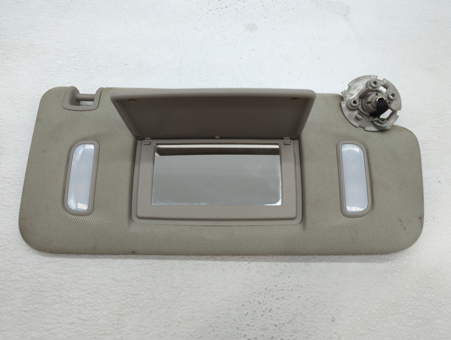 2010-2017 Chevrolet Equinox Sun Visor Shade Replacement Passenger Right Mirror Fits Fits 2010 2011 2012 2013 2014 2015 2016 