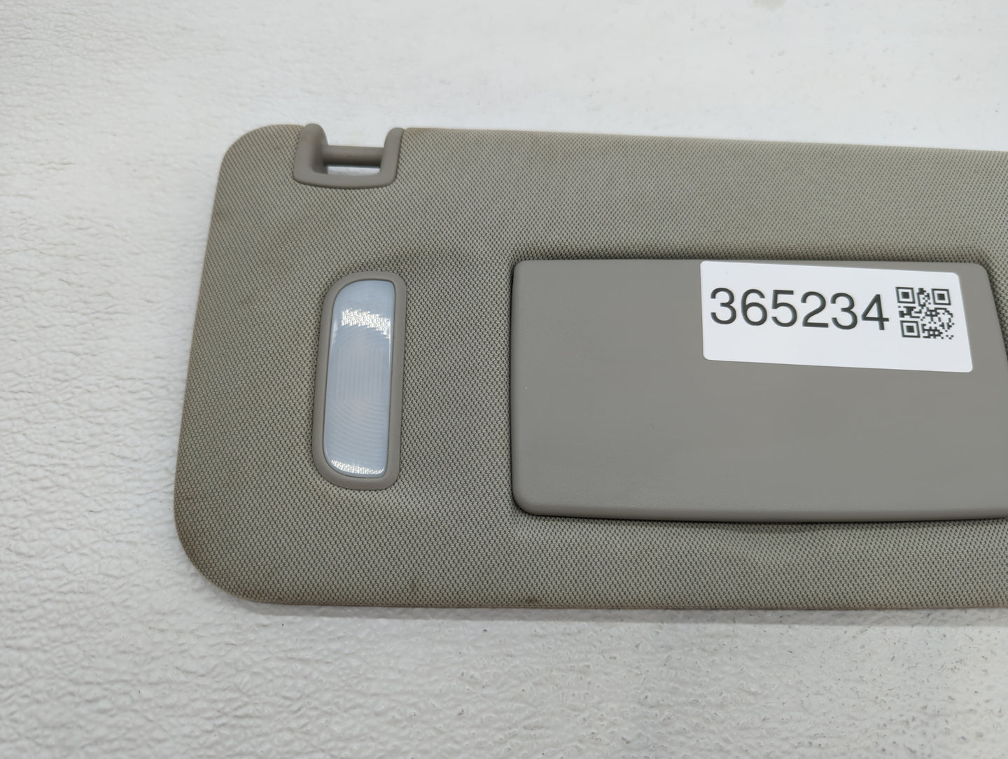 2010-2017 Chevrolet Equinox Sun Visor Shade Replacement Passenger Right Mirror Fits Fits 2010 2011 2012 2013 2014 2015 2016 