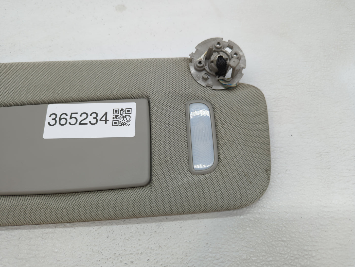 2010-2017 Chevrolet Equinox Sun Visor Shade Replacement Passenger Right Mirror Fits Fits 2010 2011 2012 2013 2014 2015 2016 