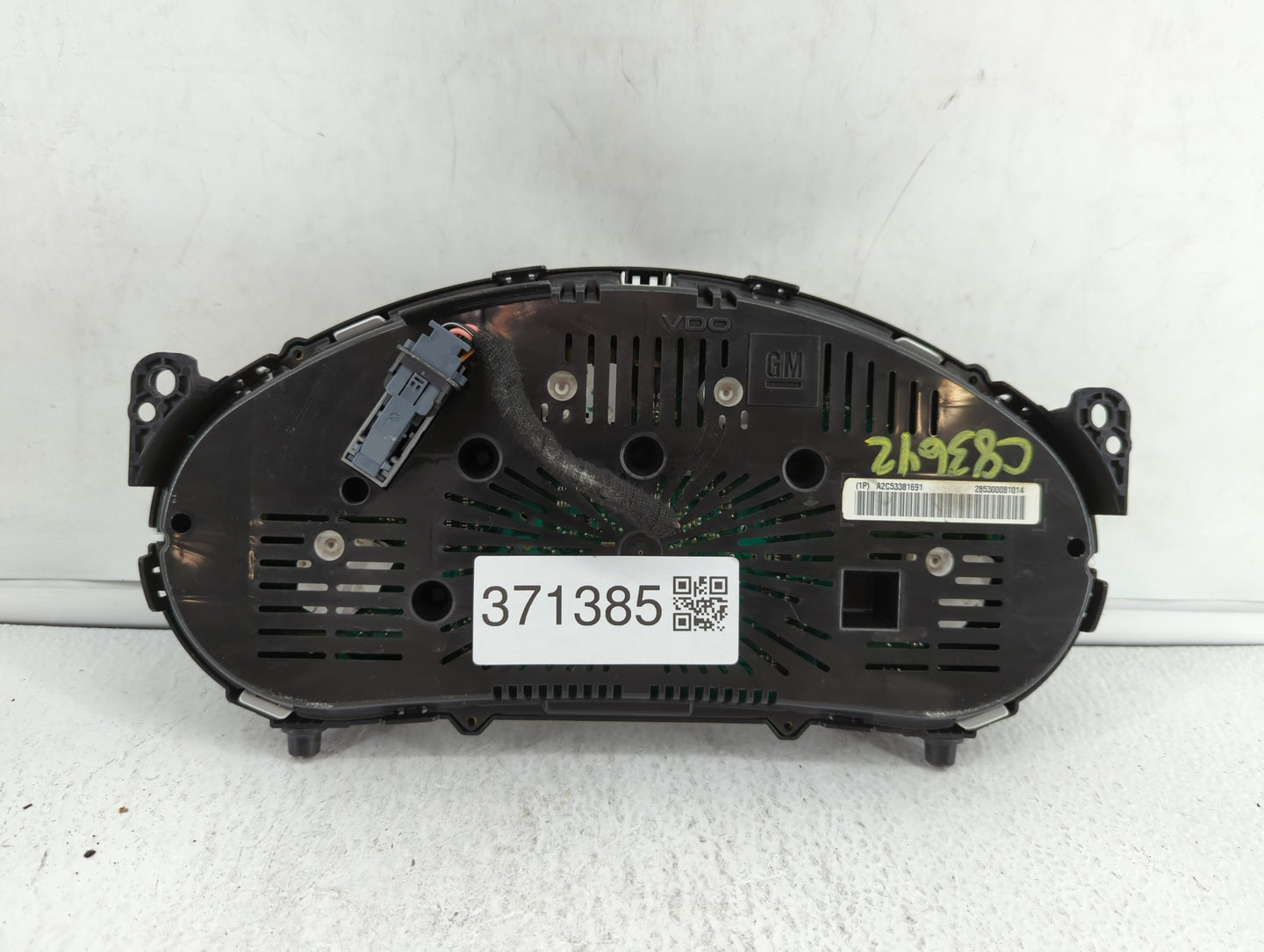 2010 Chevrolet Equinox Instrument Cluster Speedometer Gauges P/N:812703197 20903929 Fits OEM Used Auto Parts - Oemusedautopa