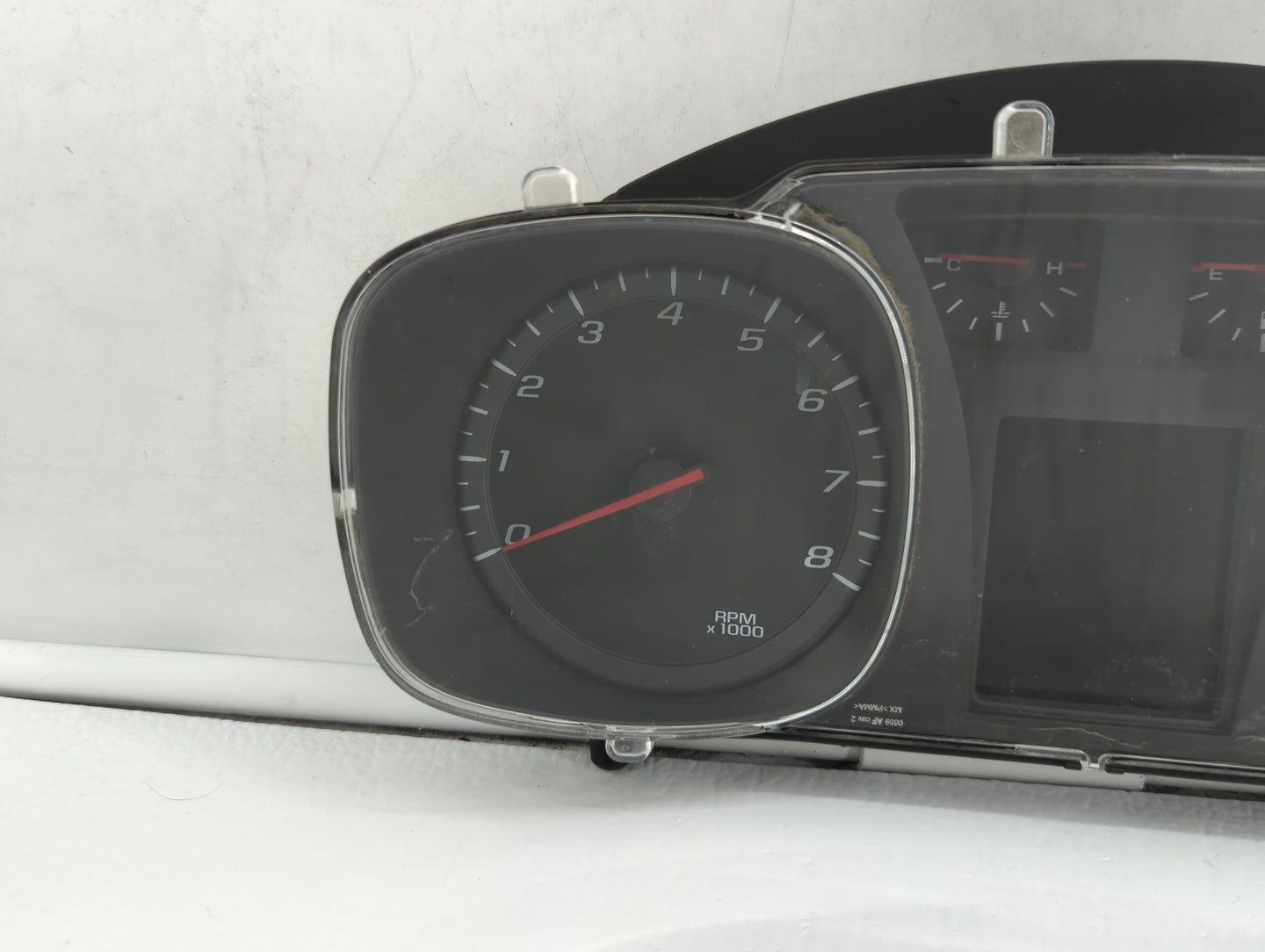 2010 Chevrolet Equinox Instrument Cluster Speedometer Gauges P/N:20919738 20903929, 20838838 Fits OEM Used Auto Parts - Oemu