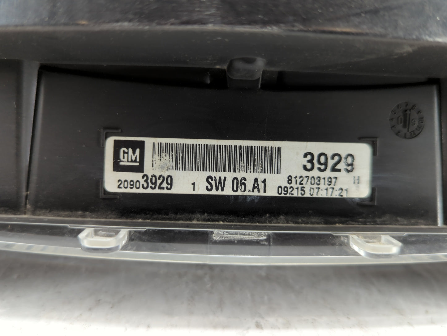 2010 Chevrolet Equinox Instrument Cluster Speedometer Gauges P/N:20919738 20903929, 20838838 Fits OEM Used Auto Parts - Oemu