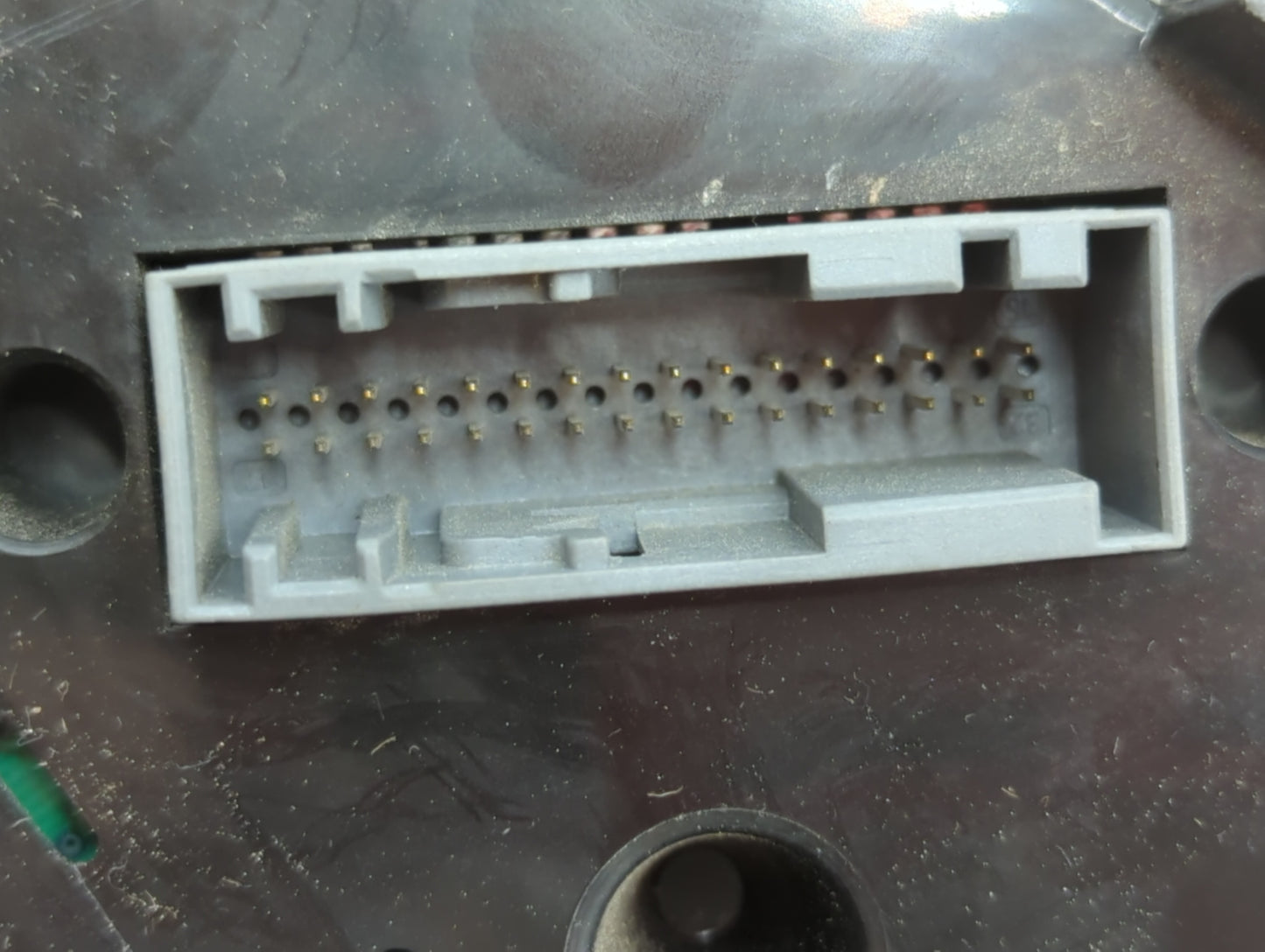 2010 Chevrolet Equinox Instrument Cluster Speedometer Gauges P/N:20919738 20903929, 20838838 Fits OEM Used Auto Parts - Oemu