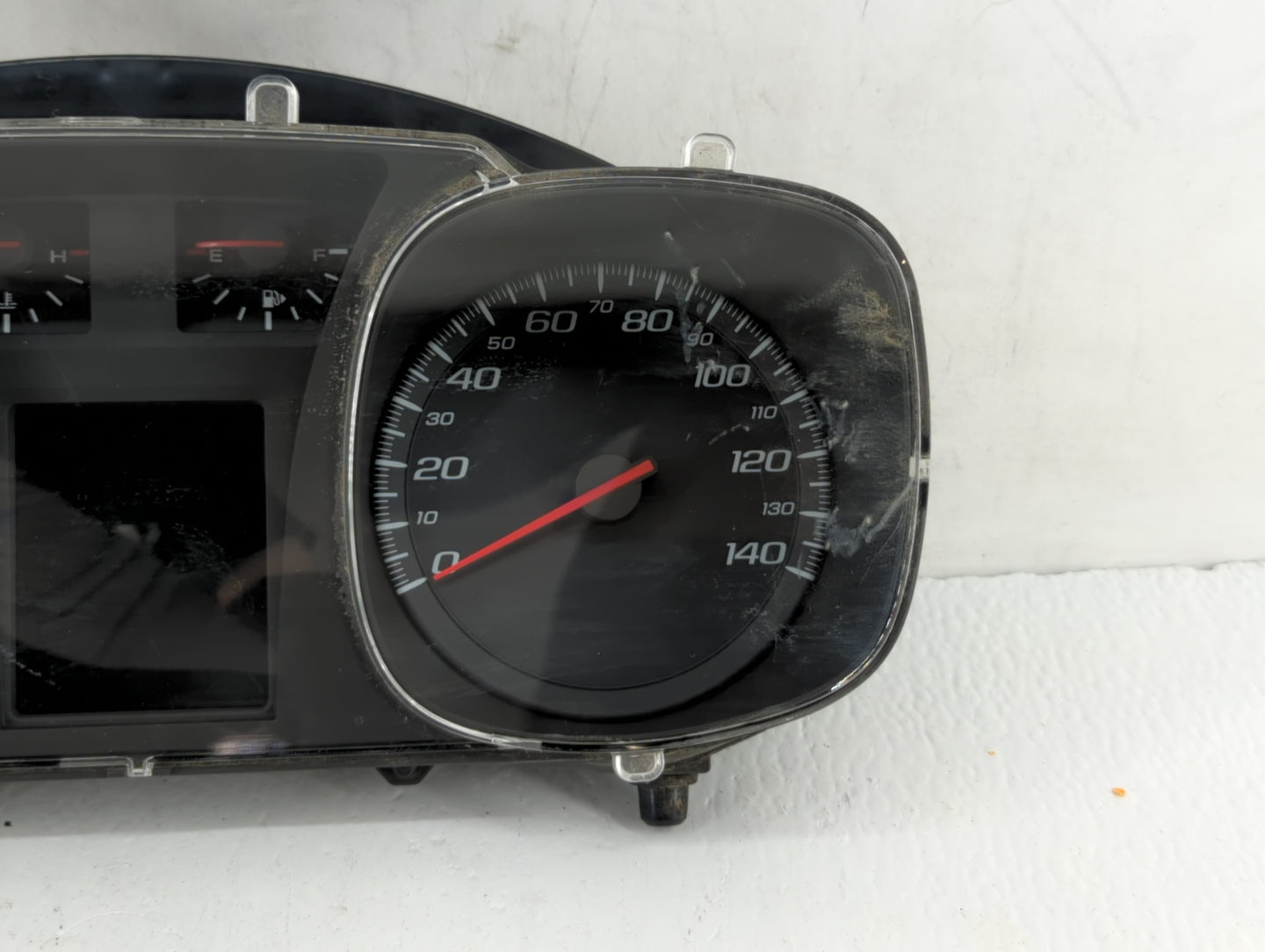2010 Chevrolet Equinox Instrument Cluster Speedometer Gauges P/N:20919738 20903929, 20838838 Fits OEM Used Auto Parts - Oemu