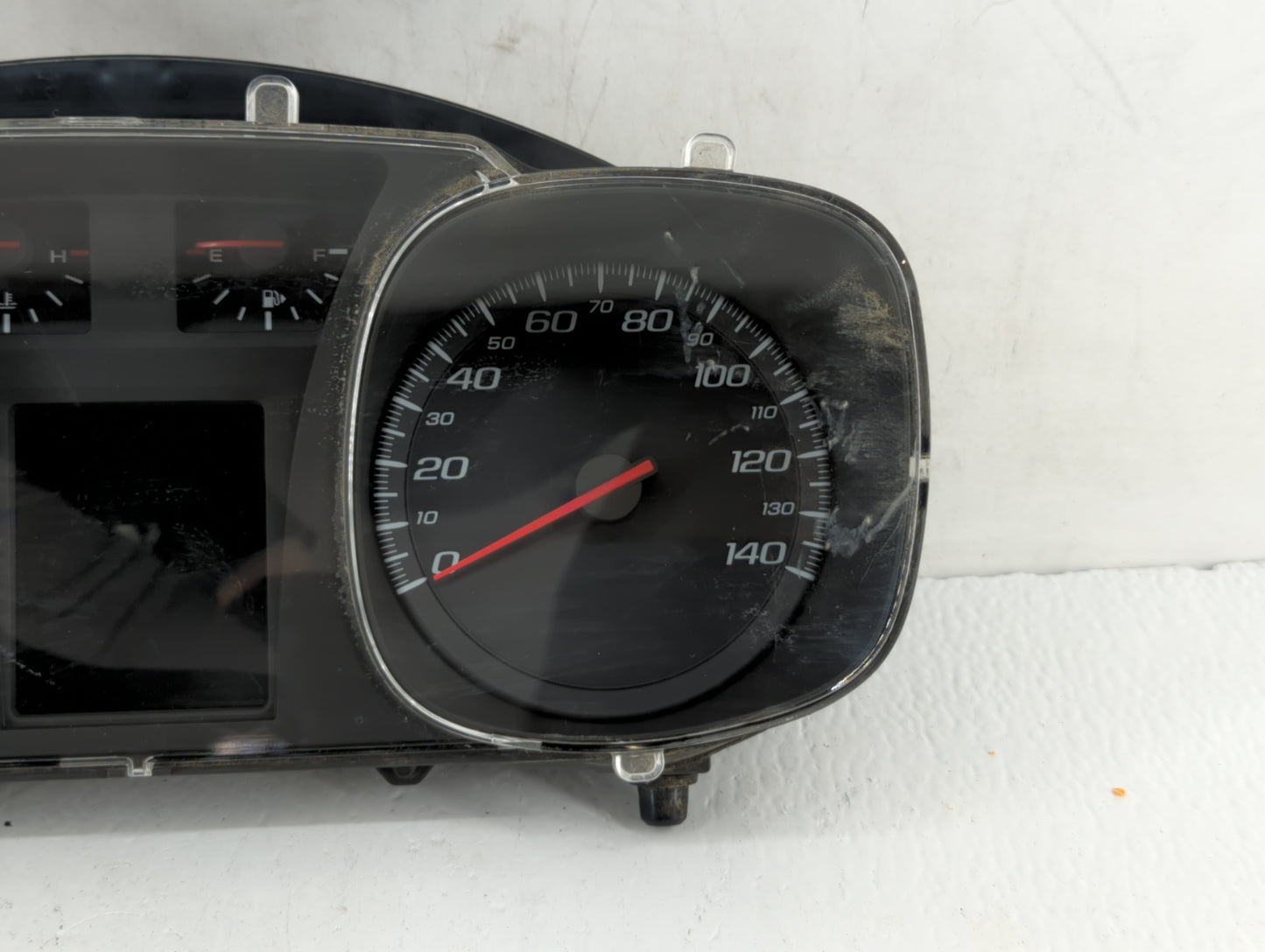 2010 Chevrolet Equinox Instrument Cluster Speedometer Gauges P/N:20919738 20903929, 20838838 Fits OEM Used Auto Parts - Oemu