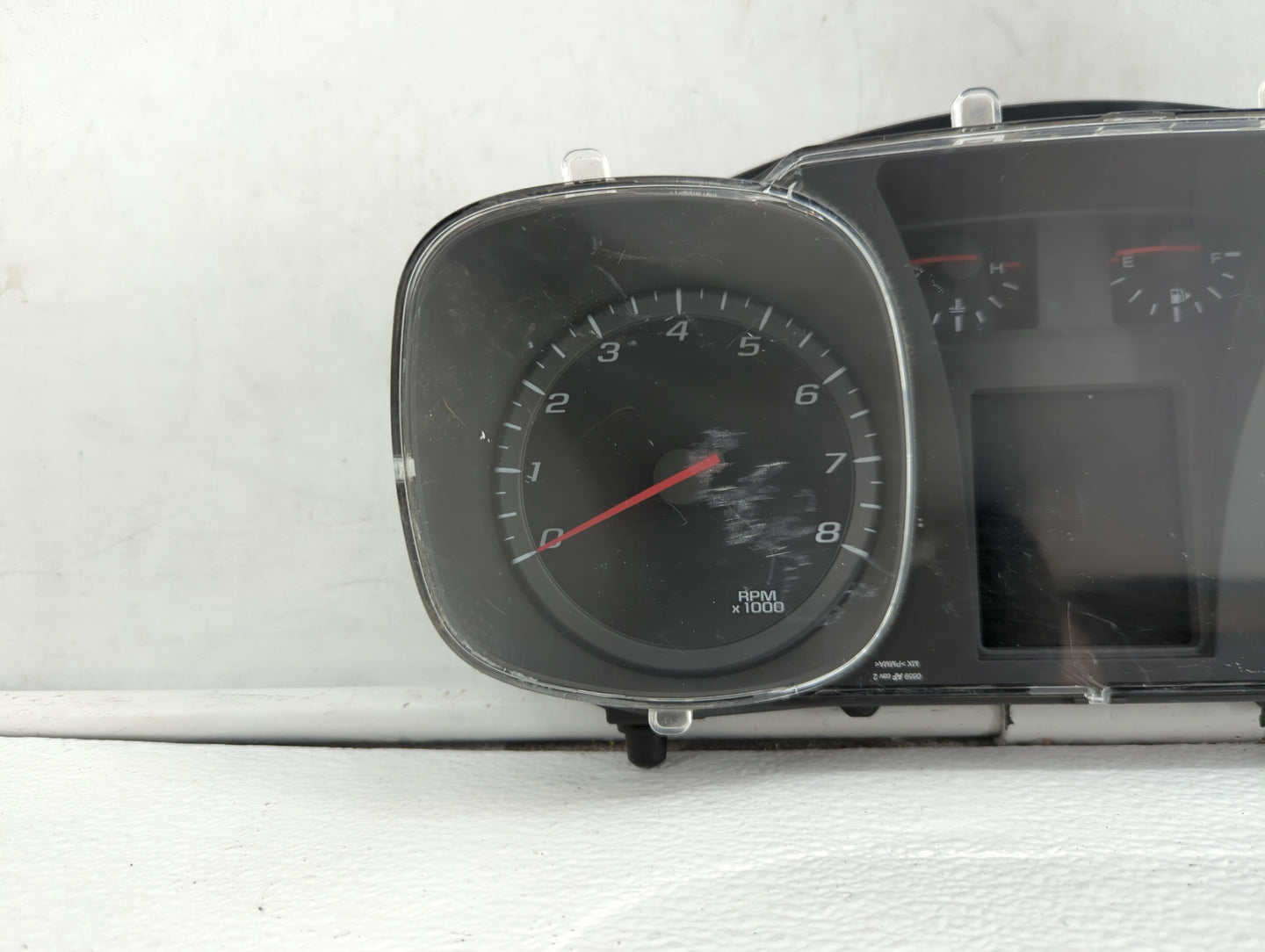 2010 Chevrolet Equinox Instrument Cluster Speedometer Gauges P/N:20919738 Miles: Fits OEM Used Auto Parts - Oemusedautoparts