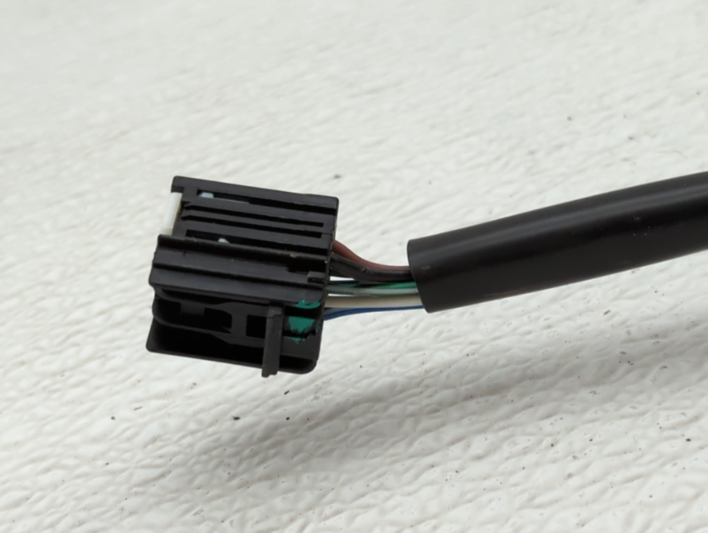 2010-2011 Chevrolet Equinox Driver Side View Mirror - Left Door Mirror OEM Used - Oemusedautoparts1.com