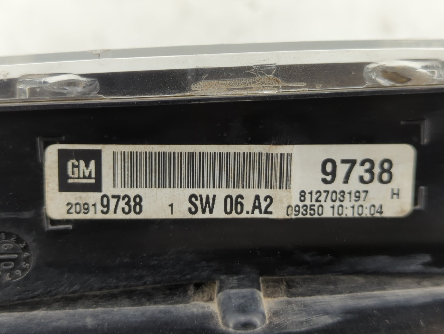 2010 Chevrolet Equinox Instrument Cluster Speedometer Gauges P/N:20919738 20903929, 20838838 Fits OEM Used Auto Parts - Oemu