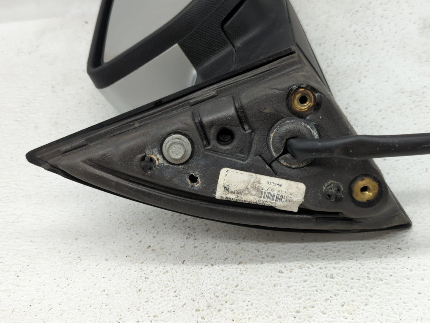 2010-2011 Chevrolet Equinox Passenger Side View Mirror - Right Door Mirror OEM Used - Oemusedautoparts1.com